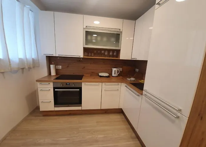 Gea 2 Tour As Apartma