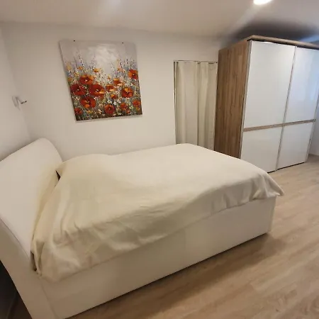 Gea 2 Tour As Apartment