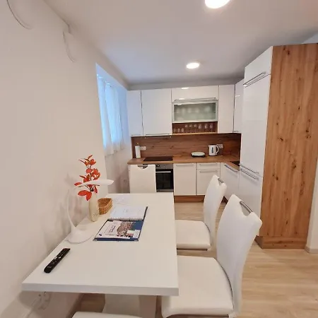 Gea 2 Tour As Lejlighed Ljubljana