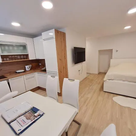 Apartment Gea 2 Tour As Ljubljana